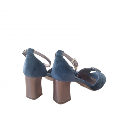 Sandalia terciopelo azul Clara Dibia