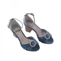 Sandalia terciopelo azul Clara Dibia